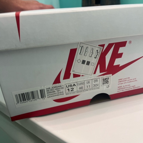 Jordan 1 high Retro OG - Picture 6 of 6